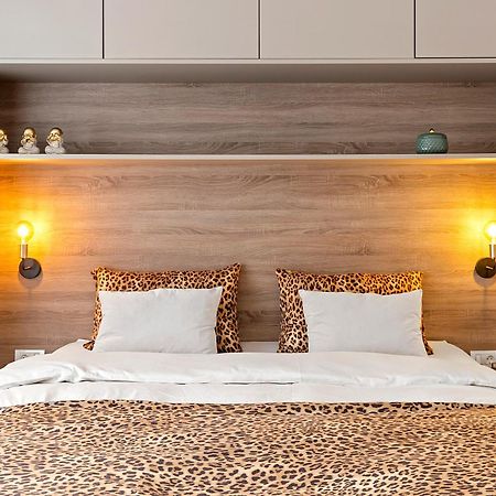 Angelo Bello Luxury Suite City Center By Sattal Bukarest Kültér fotó